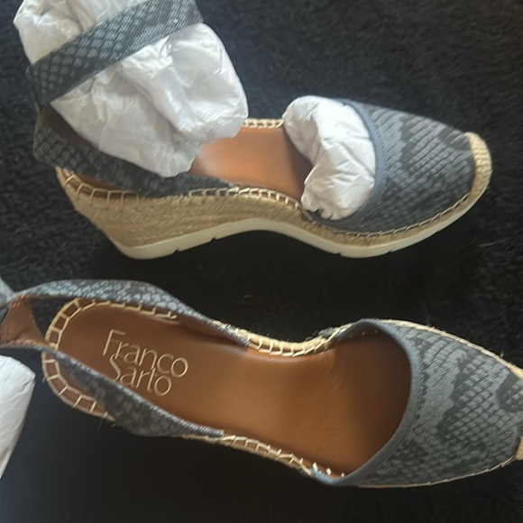 🆕Women Franco Sarto Denim Espadrille Wedge Sandals Size 7.5 - Picture 12 of 12